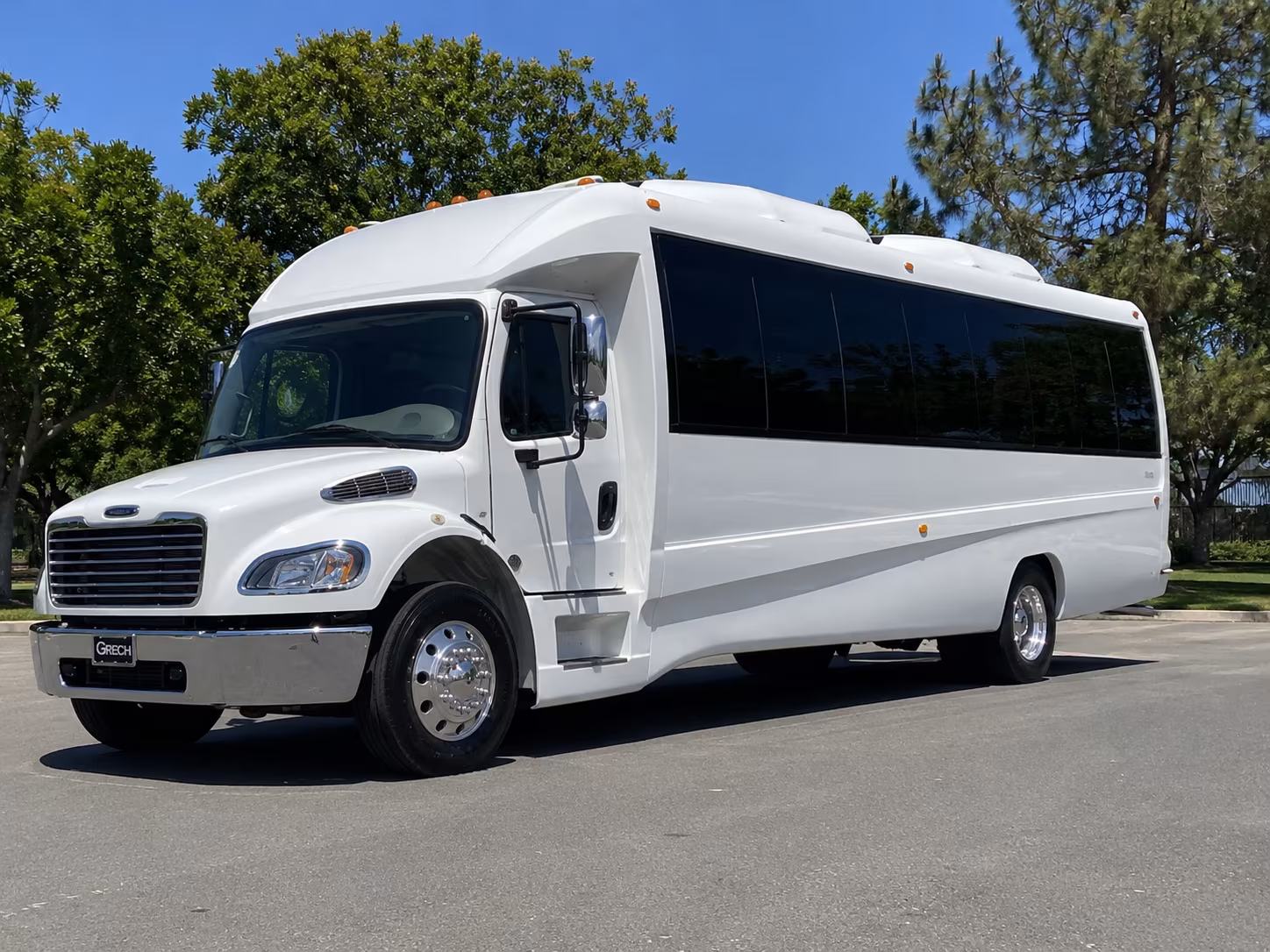 start the bachelorette party right with a plantation party bus